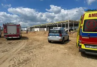 Na budowie osunęła się ściana, nie żyje mężczyzna