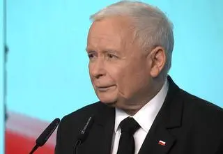"Jestem z innego pokolenia". Kaczyński odpowiada na zaproszenie Mentzena
