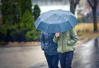 Wtorek jednym da przejaśnienia i rozpogodzenia, a innym - opady