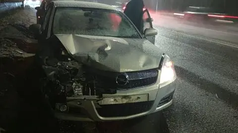 Wichury i burze śnieżne przeszły przez Polskę. Kilkaset uszkodzonych budynków, brak prądu, ranni 