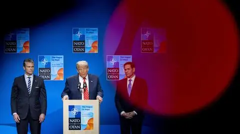 Donald Trump podczas szczytu NATO w Hadze