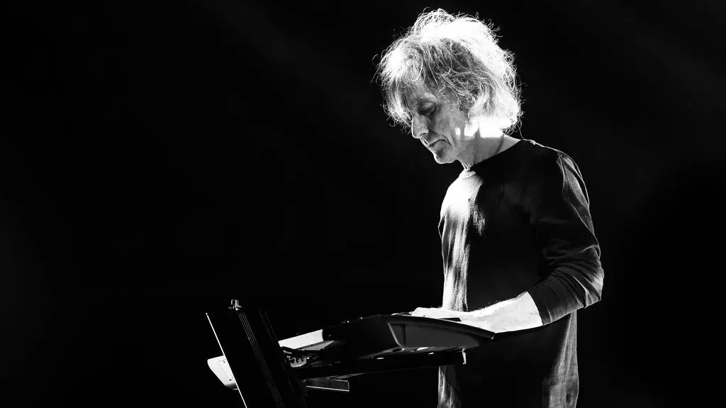 "Cichy, intensywny, niezawodny". Muzycy The Cure żegnają członka zespołu