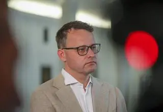 "Trzeba przekonać opinię publiczną". Ujawnili wiadomości Romanowskiego