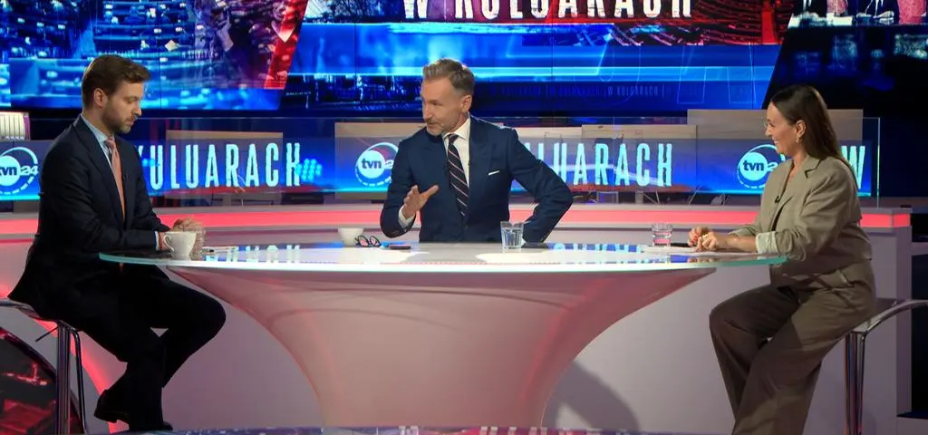 Hołownia żegna się z marszałkowaniem. Jak długo w Sejmie potrwa "bezkrólewie"?