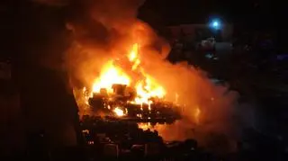 Pożar złomowiska w Stobnie