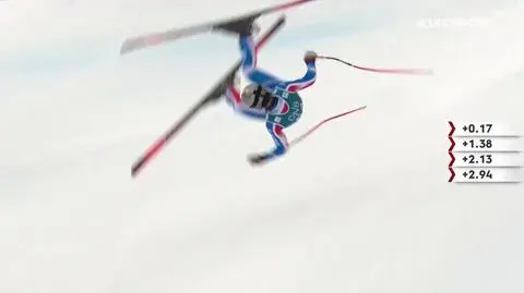 Niebezpieczne salto podczas zjazdu. "Stoi, żyje!"