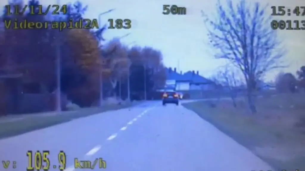 Kierowca jechał o 55 km/h za dużo