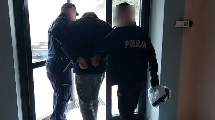 Nauczyciel dotykał i podglądał dziewczynki. Usłyszał wyrok