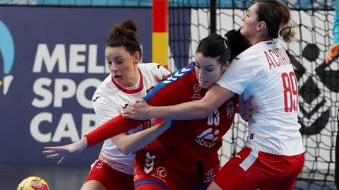 Fatalna końcówka Polek. Zaczęły mistrzostwa od porażki