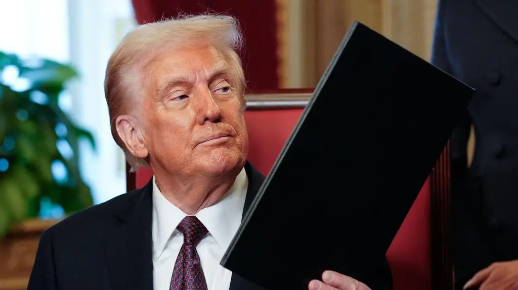Trump podpisał dokumenty