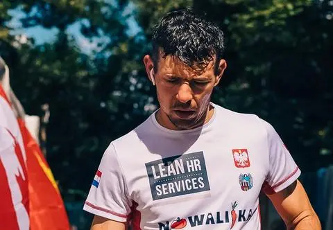  "Czułem się mało męski, upokorzony". Człowiek z żelaza też ma problemy 