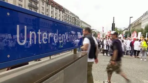 Protest pod Operą Unter den Linden