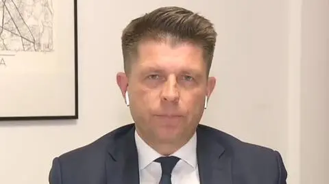 Petru: zawieszenie teraz 500 plus byłoby błędem