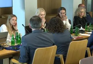 Była w więzieniu, jej dziecko zmarło w rodzinie zastępczej. "Kurator sądowy nie wiedział o sytuacji matki"