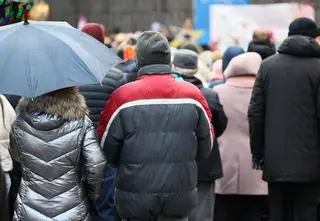 Połowa Polaków zarabia poniżej tej kwoty