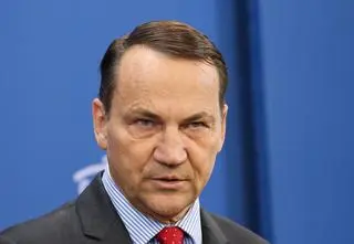 Decyzja Sikorskiego po aktach dywersji. MSZ przekazało notę 