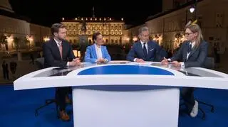 Nawrocki wygrywa w sondażu. W TVN24 specjalne wydanie "W kuluarach"