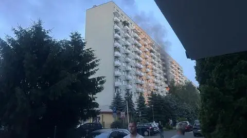 Pożar budynku wielorodzinnego na ulicy Popiełuszki w Rzeszowie