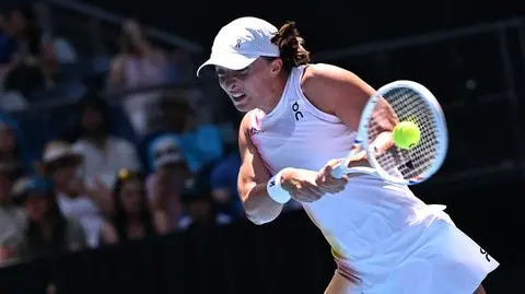 Intensywna przeprawa Świątek. Polka w drugiej rundzie