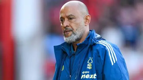 Nowe zwyczaje w Premier League. Dymisja w środku nocy