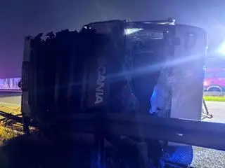 Zderzenie ciężarówek, nie żyje jedna osoba