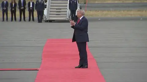 Donald Trump bije brawo