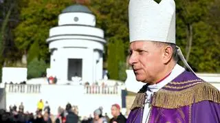 Arcybiskup Mieczysław Mokrzycki