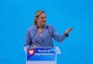 Nowacka: polską tradycją nie jest łasić się do nazioli, tylko ich gonić