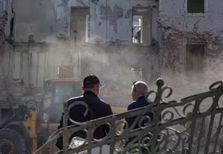 "Ciągłe zagrożenie życia". 11 miejscowości ewakuowanych