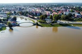 Rzeka Odra w miejscowości Nowa Sól. Zdjęcie z 19 września 2024