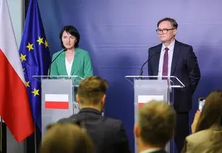 Polacy na Bliskim Wschodzie. "Cały czas pytają o ewakuacje"