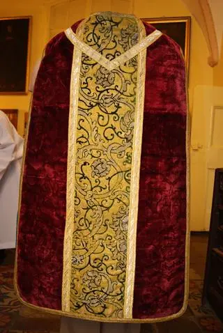 Ornat z XVI wieku w kościele Nawrócenia Św. Pawła w Lublinie. Zdjęcie z 2013 roku 
