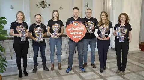 Ratusz gra z WOŚP. Rafał Trzaskowski i jego zastępcy zbierają do puszek