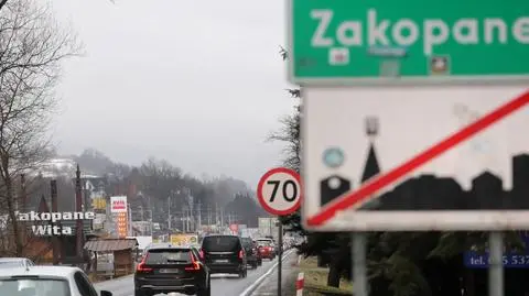 Korki na zakopiance. Pokonanie 57-kilometrowego odcinka zajmuje cztery godziny
