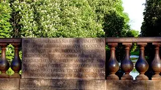 Most Kamienny, nazywany jest również aleksandryjskim, od imienia cara Aleksandra II