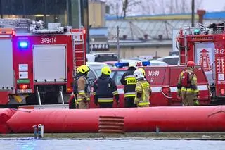 Przekroczenie stanu alarmowego na rzece Elbląg w Elblągu