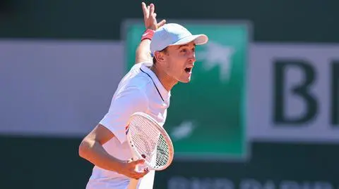 Polak skrzywdzony na Roland Garros. "Absurdalna i niezrozumiała ingerencja"