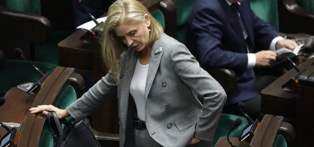 Joanna Mucha podała się do dymisji. Znamy kulisy