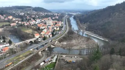 "Już tu nie wracamy, bo mamy dość wody". Burmistrz miasta ma dla mieszkańców propozycję