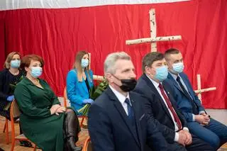 Minister Czarnek dał na Fundację "Pod Damaszkiem" milion złotych