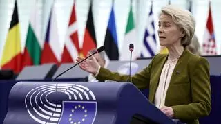 Szefowa KE: Europa jest po stronie Polski, wyrażamy naszą pełną solidarność. Owacje w parlamencie