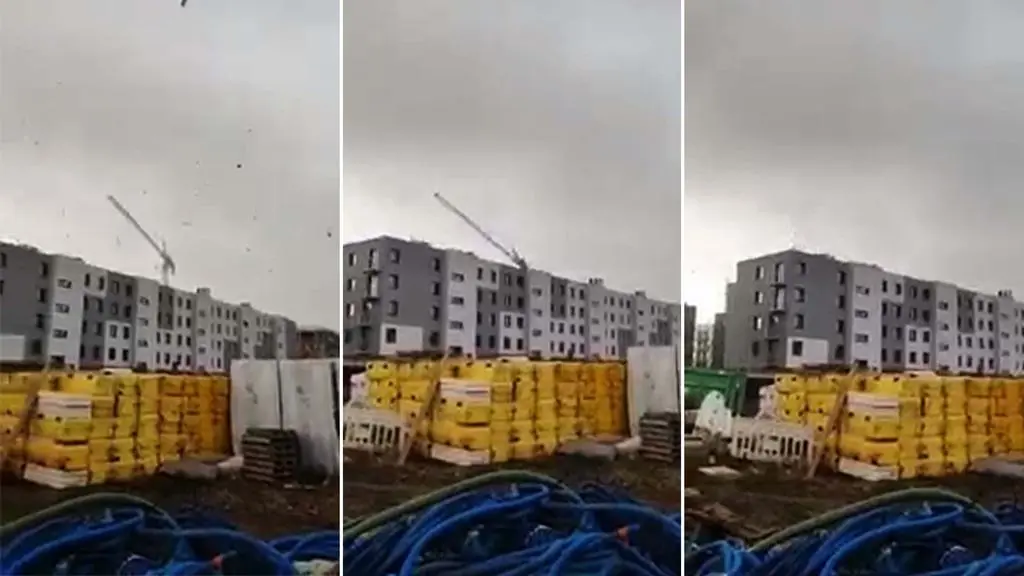 Przewrócił się dźwig budowlany