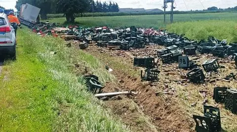 Wjechał do rowu i zgubił transport piwa