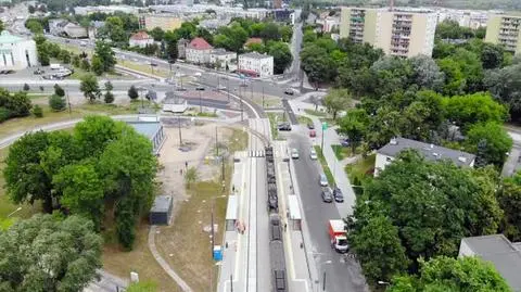 Pierwsze tramwaje na trasie do ul