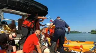 Akcja ratownicza na jeziorze w Mikołajkach