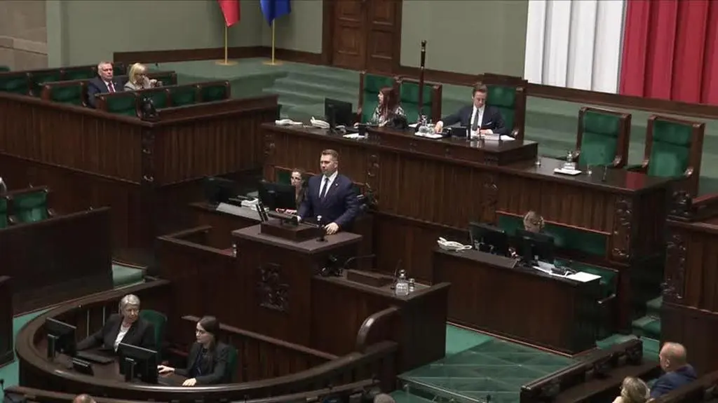 czarnek_2305