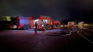 Straż pożarna na lotnisku w Pskowie 