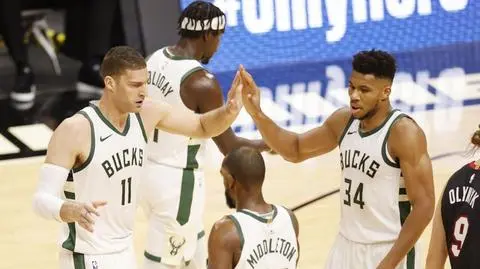 Wielkie rzeczy w NBA. Pobili rekord rzutów za trzy