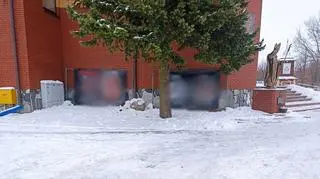 Plakaty pojawiły się na terenie Parafii Chrystusa Miłosiernego w Dęblinie