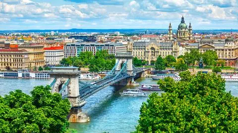 Dystrybutor książki o "tęczowych rodzinach" ukarany grzywną